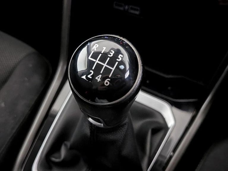 2019 Volkswagen T-Roc 1.0 TSI SE Euro 6 (s/s) 5dr Manual SUV Petrol Manual