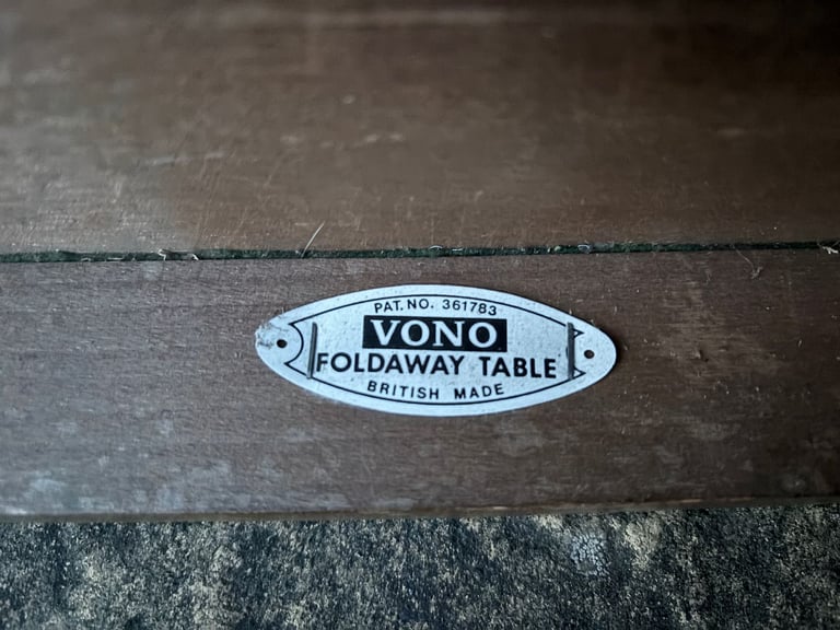 Fantastic VONO Green Felt Top Foldaway Card Table British Made