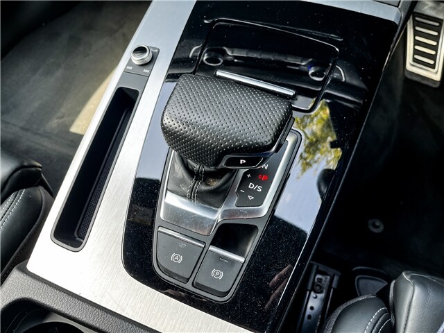 2022 Audi Q5 40 TDI Quattro S Line 5dr S Tronic SUV Diesel Automatic