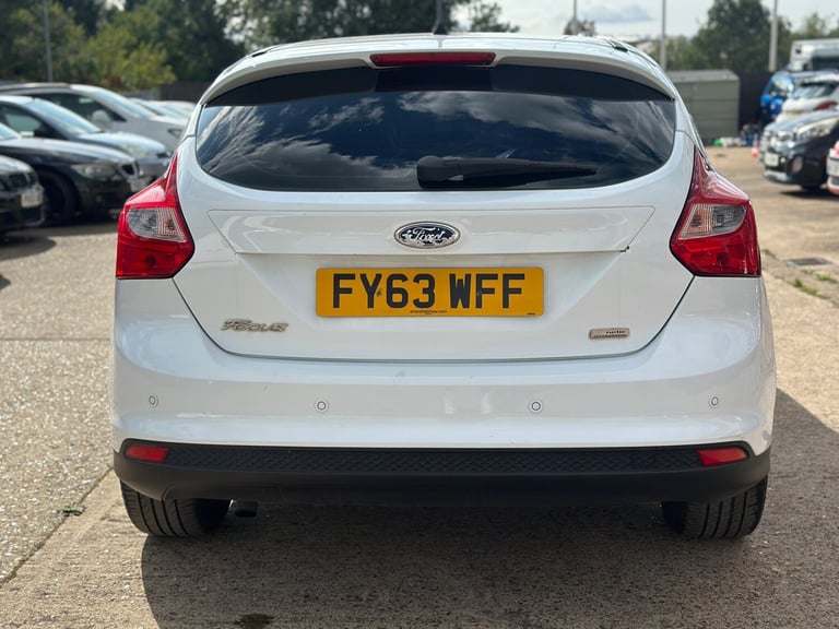  Ford Focus 1.0T EcoBoost Zetec Euro 5 (s/s) 5dr Petrol Manual