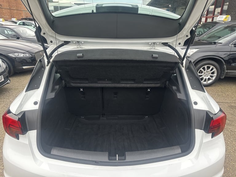 VAUXHALL ASTRA 1.6 CDTi ecoFLEX SRi Nav 2016