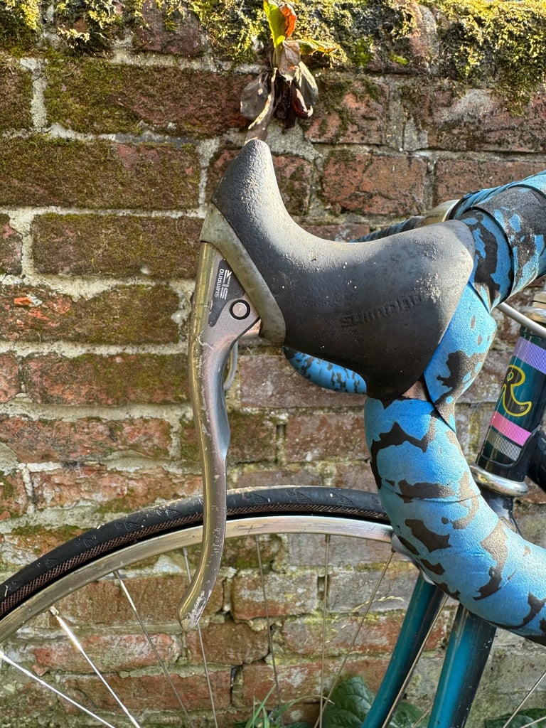 Handmade Italian vintage 1980s Rossin racing bike with Shimano 600 group set