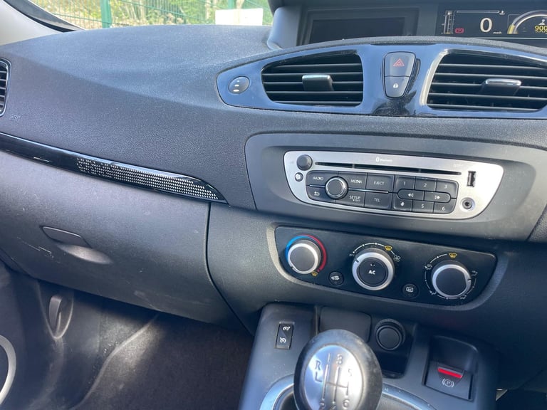 RENAULT SCENIC 1.5 DCI DYNAMIQUE TOM TOM 62 REG 5 DOOR MPV MOT DECEMBER 19TH TAX £35 60+MPG
