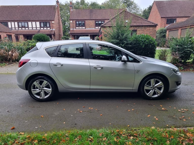 2015 Vauxhall Astra SRI 1.6