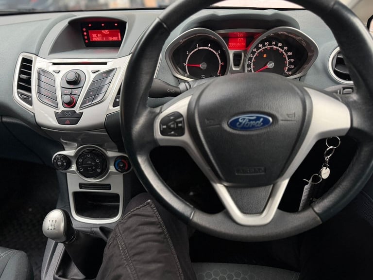 2010 Ford Fiesta Zetec Hatchback Manual