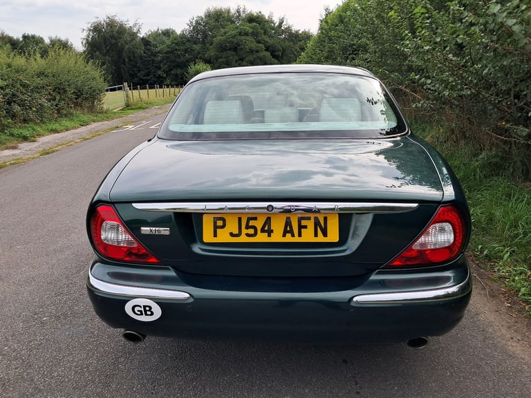Jaguar XJ 350 SE 3.0 Petrol V6, Metallic Jaguar Racing Green, Full year no advisory MoT