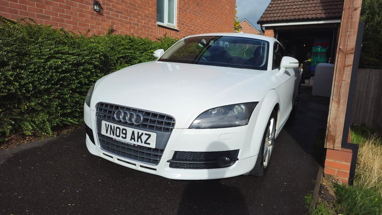 Audi TT 2.0 TFSI  Quattro Petrol - low mileage