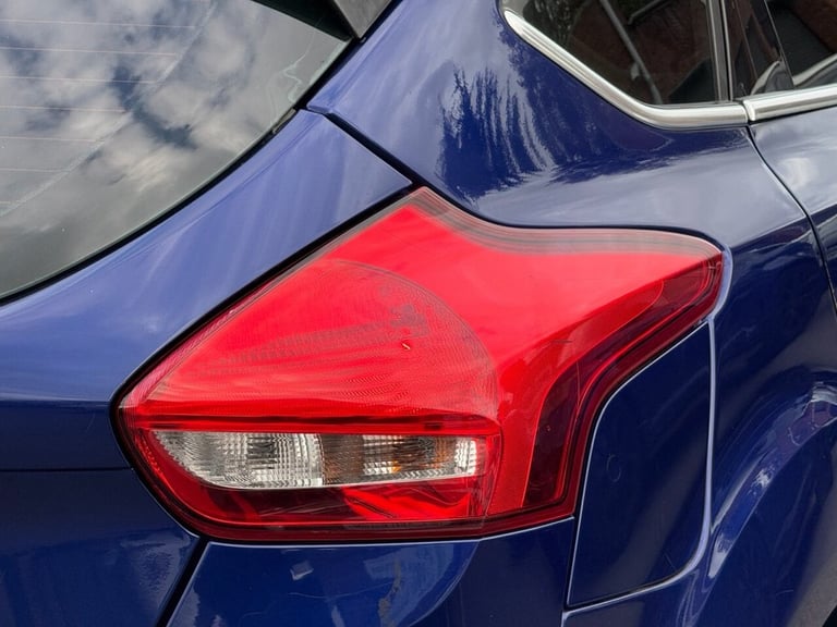 2016 Ford Focus 1.0 EcoBoost 125 Zetec 5dr Auto HATCHBACK PETROL Automatic