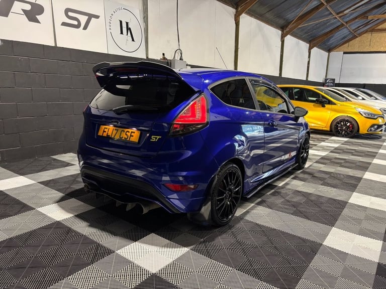 2017 Ford Fiesta 1.6T EcoBoost ST-3 Hatchback 3dr Petrol Manual Euro 6 (182 ps) Hatchback Petrol ...