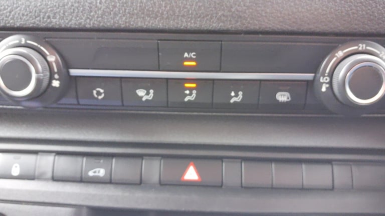 2022 Peugeot Expert 1.5 BLUEHDI PROFESSIONAL PREMIUM L1 WITH AIR CONDITIONING,6 SPEED,BLUETOOTH P...