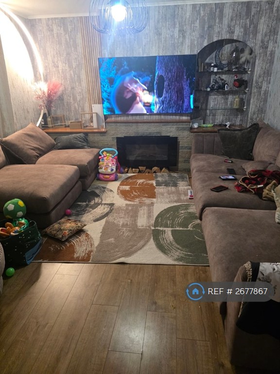 3 bedroom house in Marshfield Road, Bristol, BS16 (3 bed) (#2677867)