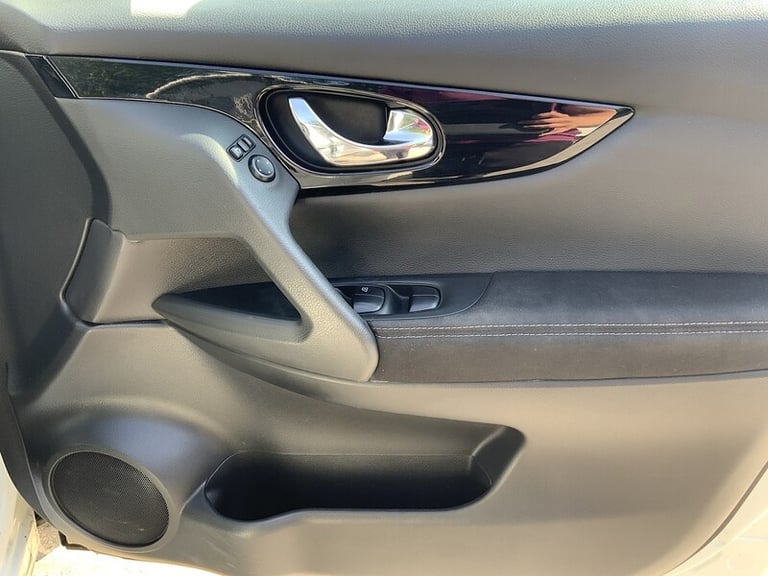 2017 Nissan Qashqai DIG-T Acenta SUV Petrol Manual