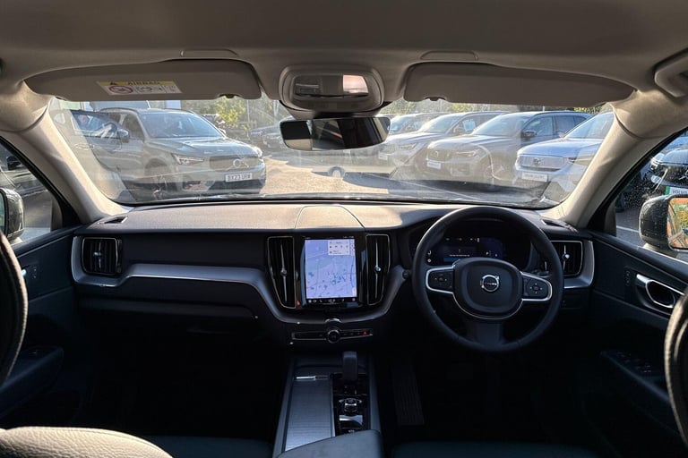 2022 Volvo XC60 2.0 B5 MHEV Core SUV 5dr Petrol Hybrid Auto AWD Euro 6 (s/s) (250 ps) ESTATE Petr...