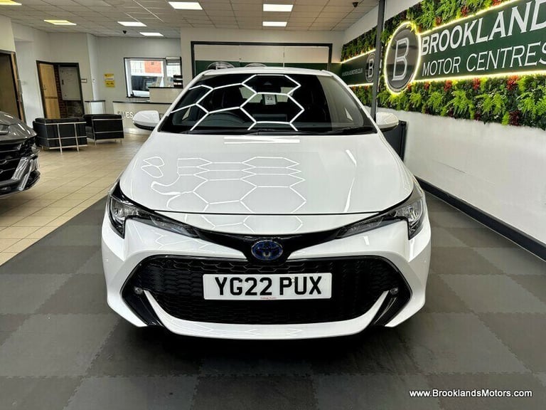 Toyota Corolla ICON TECH [SAT NAV, HEATED SEATS &amp; REVERSE CAMERA]