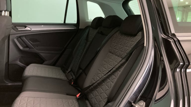 2021 Volkswagen Tiguan 1.5 TSI 150 Life 5dr DSG Petrol Estate Estate Petrol Automatic