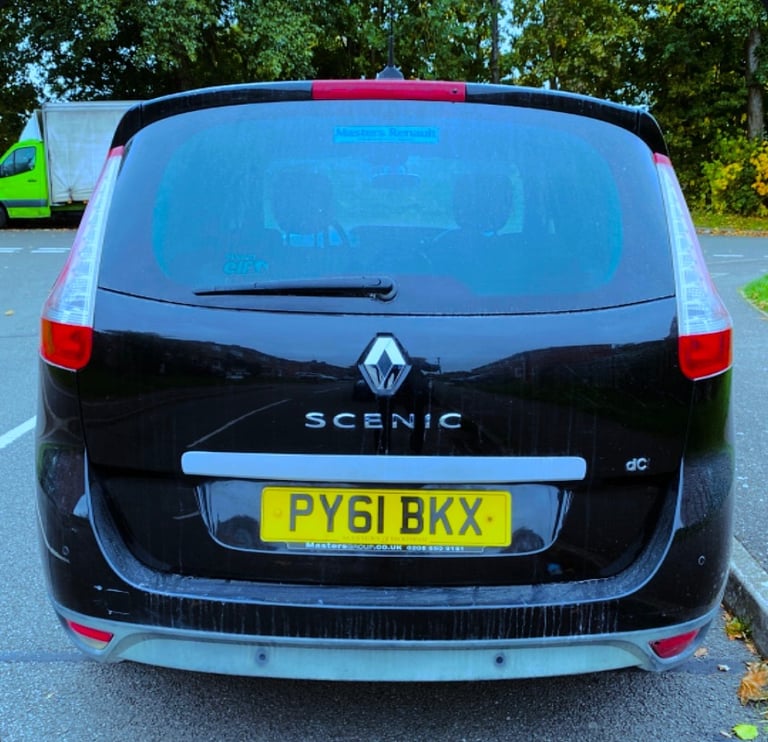 Scenic AUTOMATIC 7seaters family car satnav 