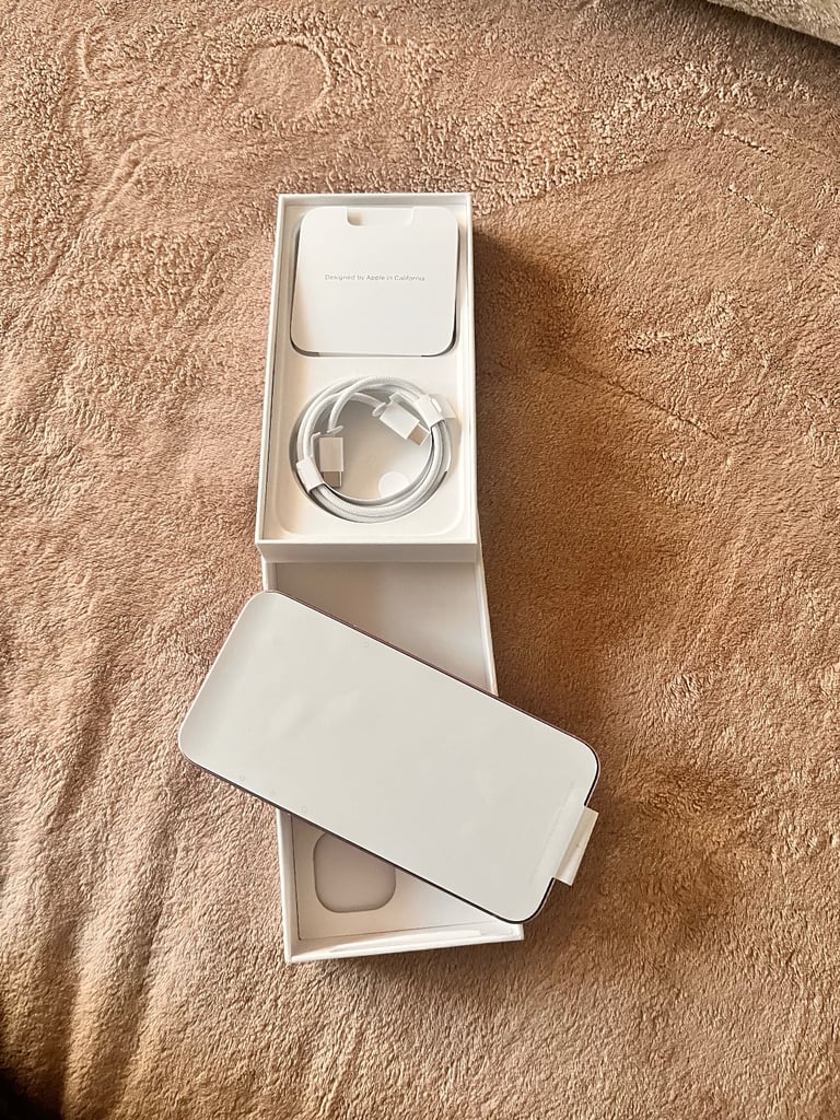 iPhone 15 plus new