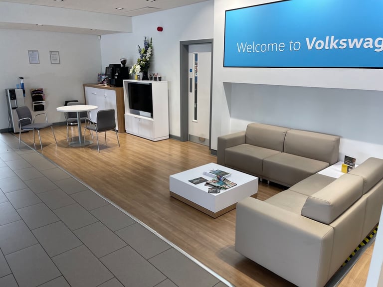 2025 Volkswagen ID. Buzz Cargo 210kW Commerce 79kWh Auto Van ELECTRIC Automatic