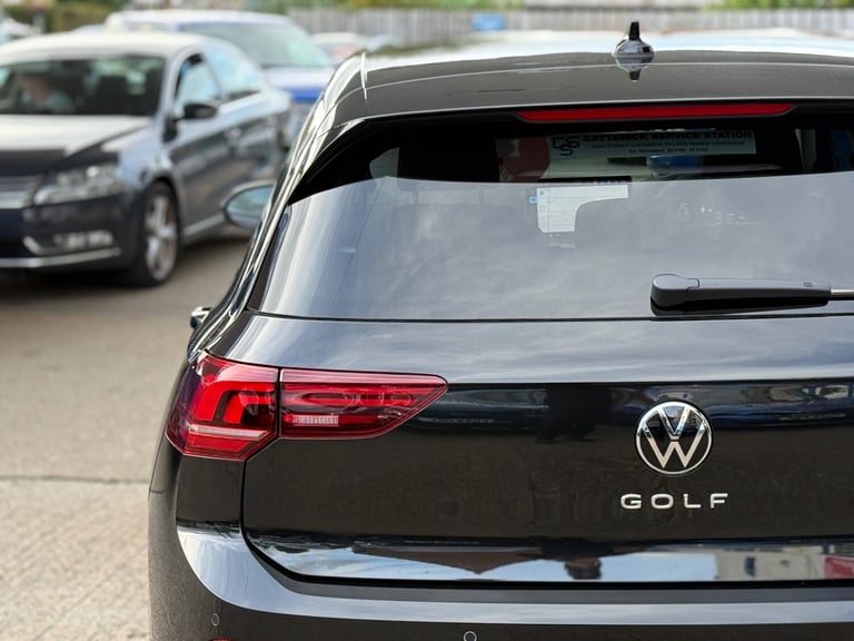 2025 Volkswagen Golf 1.5 TSI Match 5dr, UNDER 3300 MILES, MAY 2028 VOLKSWAGEN WARRANTY HATCHBACK ...
