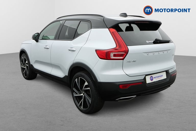 2020 Volvo XC40 2.0 T5 R DESIGN Pro 5dr AWD Geartronic SUV Petrol Automatic