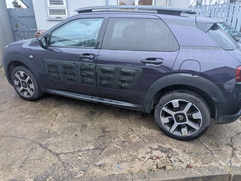Citroen, C4 CACTUS, Hatchback, 2017, Manual, 1199 (cc), 5 doors