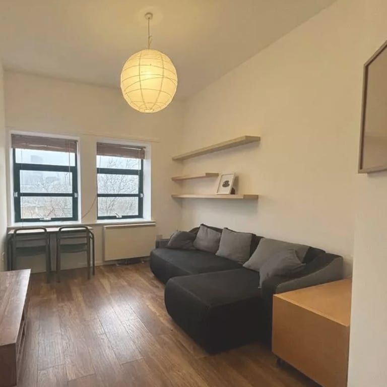 image for Emergency Housing, Affordable rent at B12 8UE! Single & double available. Universal Credit accepted