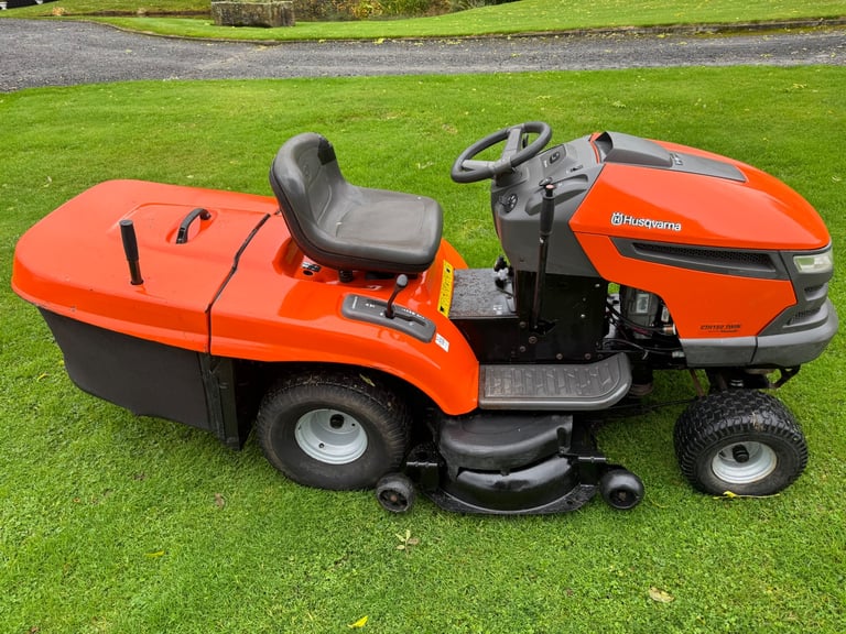 image for Husqvarna CTH150 42” TWIN ride on lawnmower