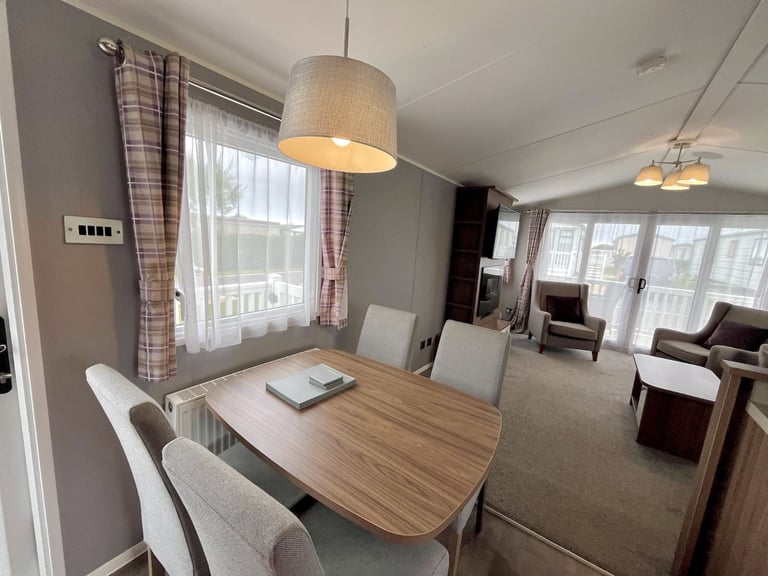 Willerby Avonmore static caravan for sale - Pentire Coastal Holiday Park, Bude Excellent condition