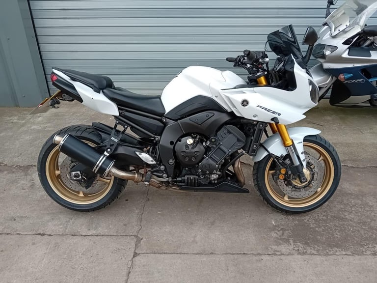 image for 2012 12 YAMAHA FZ8 ABS FZ-8 WHITE CLEAN SPORTS TOURER FAZER 800 NEW MOT