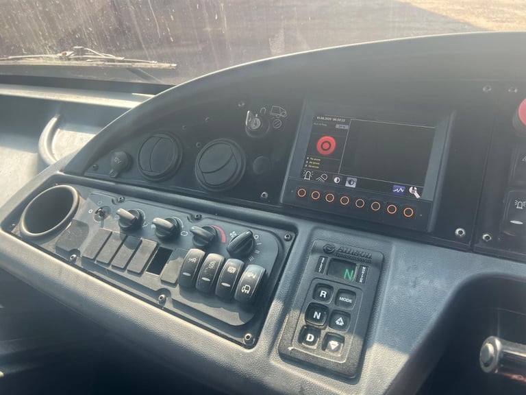 DENNIS ELITE 6 (6) 18 TONNE REFUSE TRUCK 4X2 