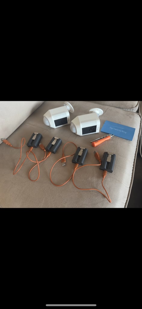 Ring wireless spotlight cameras with batteries