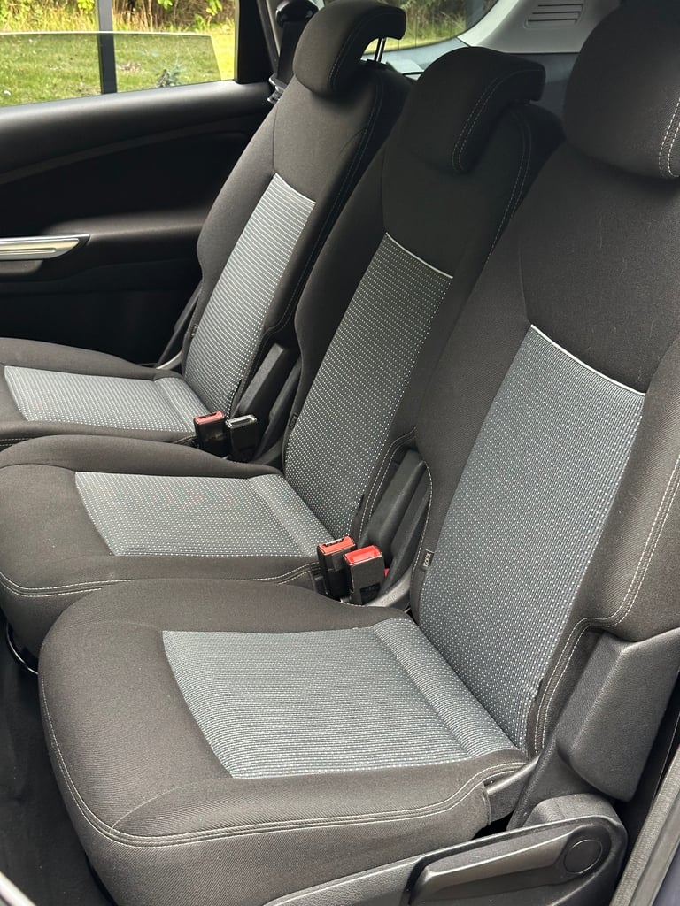 FORD S-MAX ZETEC AUTOMATIC DIESEL 7 SEATER