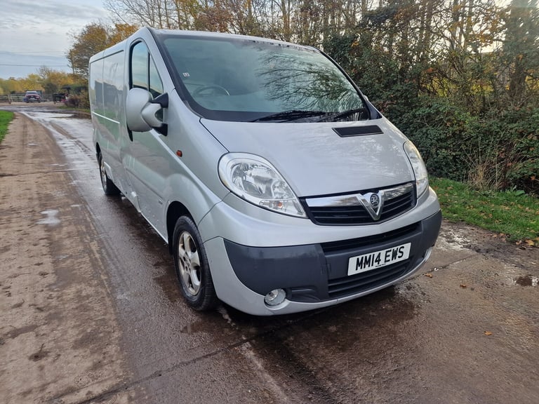 2014 Vauxhall Vivaro Silver  Drives Perfect  12mth MOT  SWB  Ready to Work