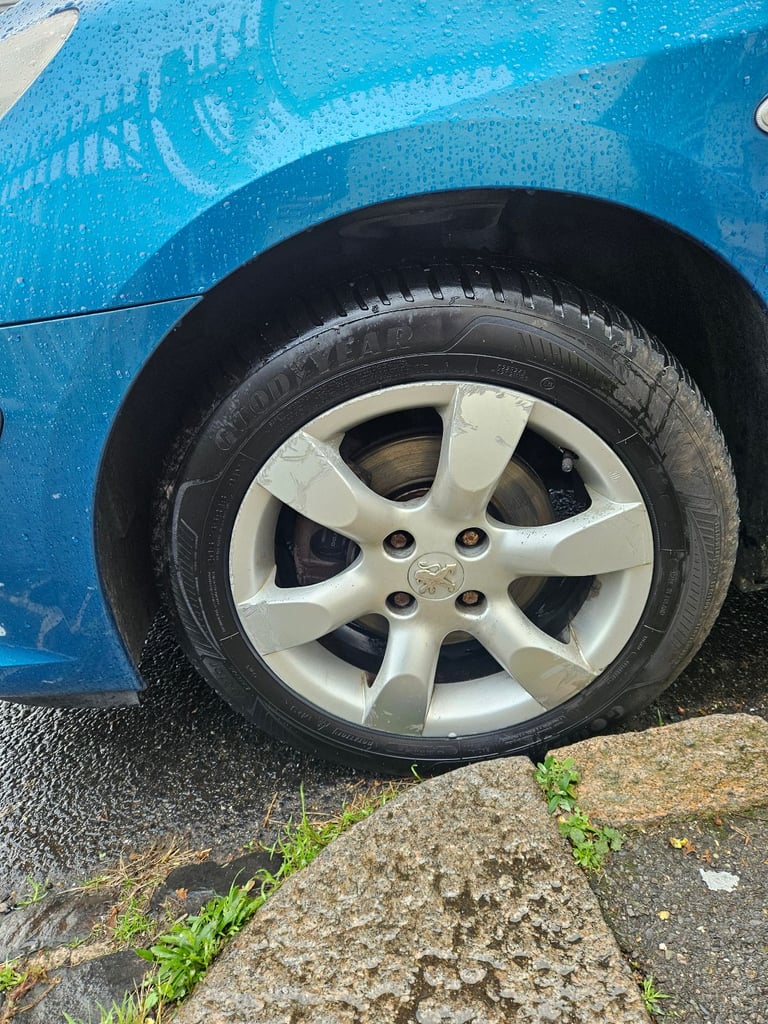 Peugeot, 307, Convertible, 2006, Manual, 1587 (cc), 2 doors