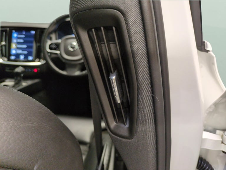 2019 Volvo V60 2.0 T5 Inscription 5dr Auto ESTATE PETROL Automatic