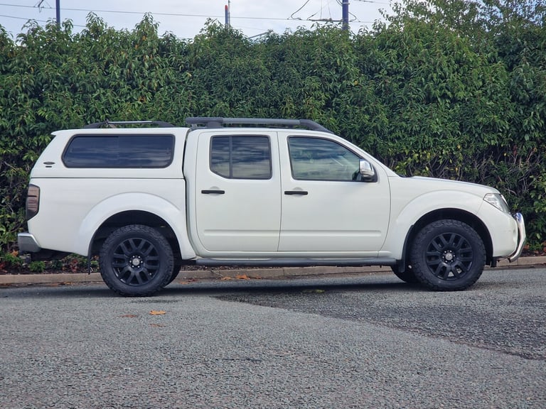 2012 Nissan Navara Double Cab Pick Up Outlaw 3.0dCi V6 231 4WD Auto PICK UP Diesel Automatic