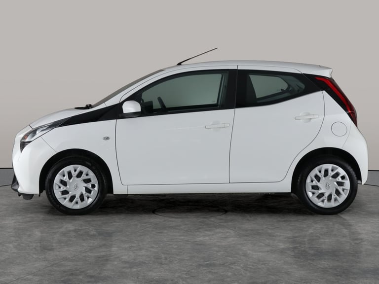 2021 Toyota AYGO 1.0 VVT-i x-play Hatchback 5dr Petrol Manual Euro 6 (s/s) (71 ps) - AIR CON Hatc...