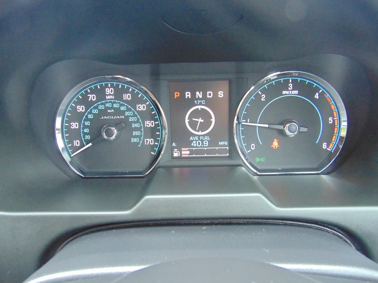 2014 Jaguar XF 2.2d 200 R-Sport 4dr Auto Diesel