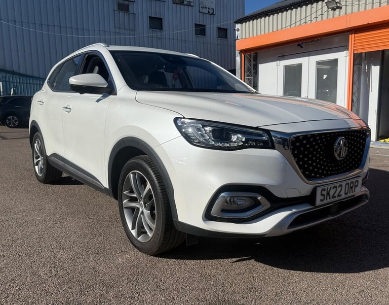2022 MG MG HS 1.5 T-GDI 16.6kWh Exclusive Auto Euro 6 (s/s) 5dr ESTATE Petrol/Electric Hybrid Aut...
