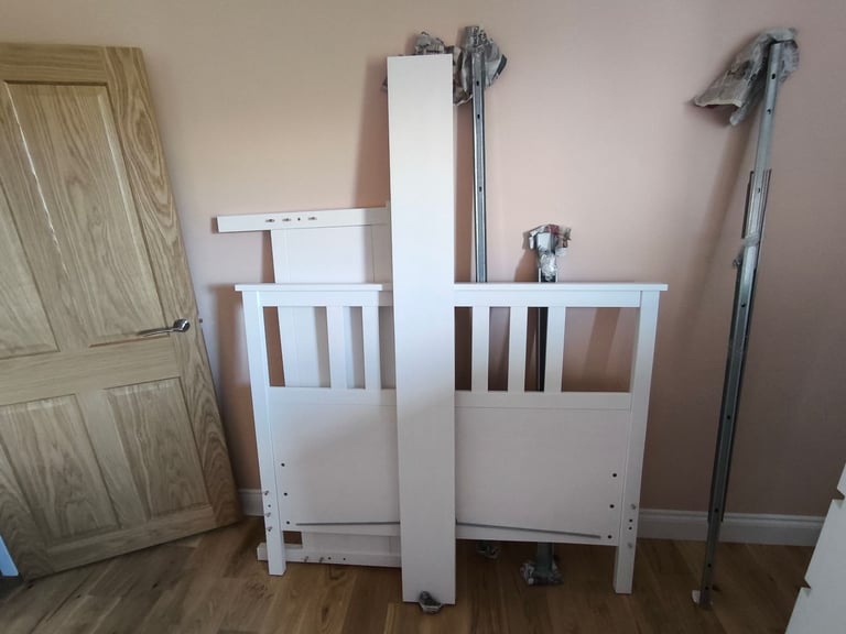 IKEA Hemnes Bed frame - white
