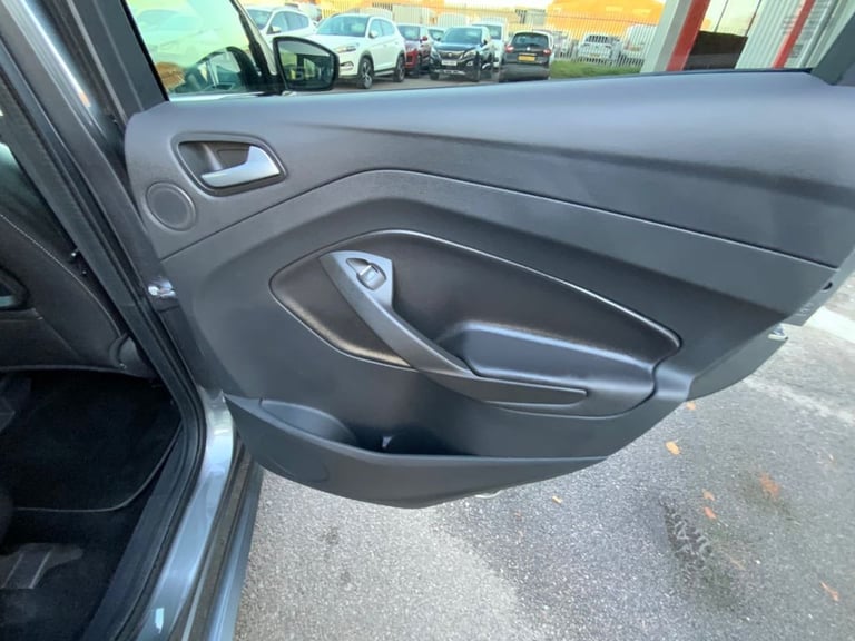 2014 Ford Kuga 2.0 TDCi 163 Titanium X 5dr Powershift HATCHBACK DIESEL Automatic