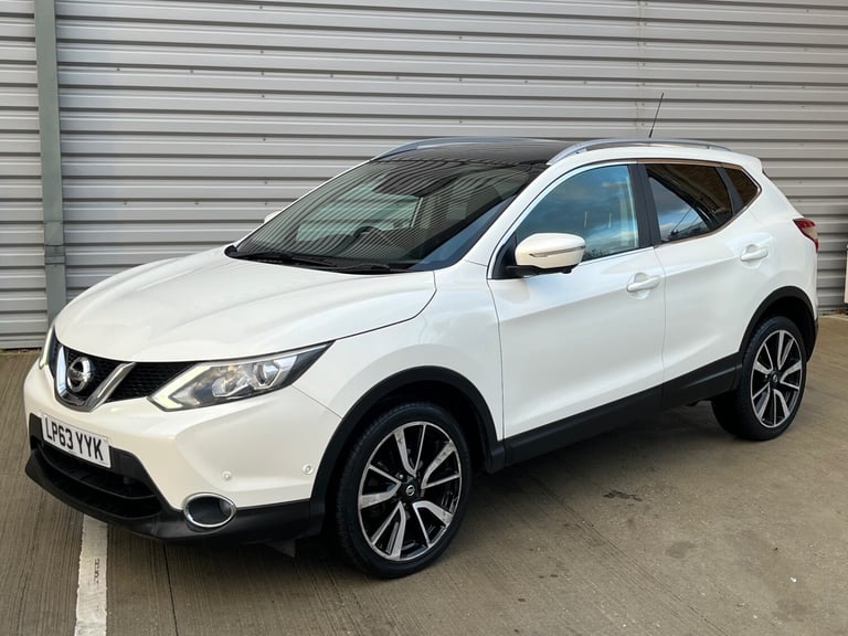 2014 Nissan Qashqai 1.6 dCi Tekna 5dr 4WD HATCHBACK Diesel Manual