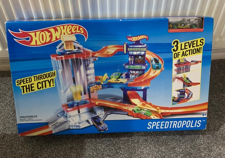 image for Hot wheels track with cars 