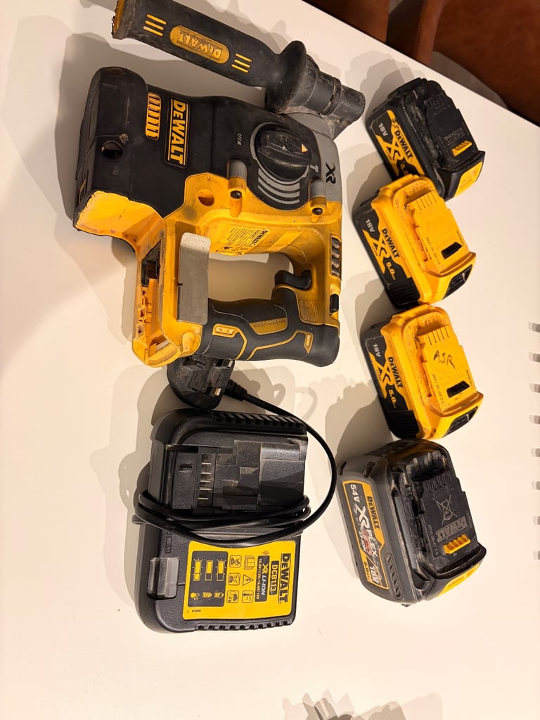 Dewalt sds hammer drill with 4 batteries and charger 