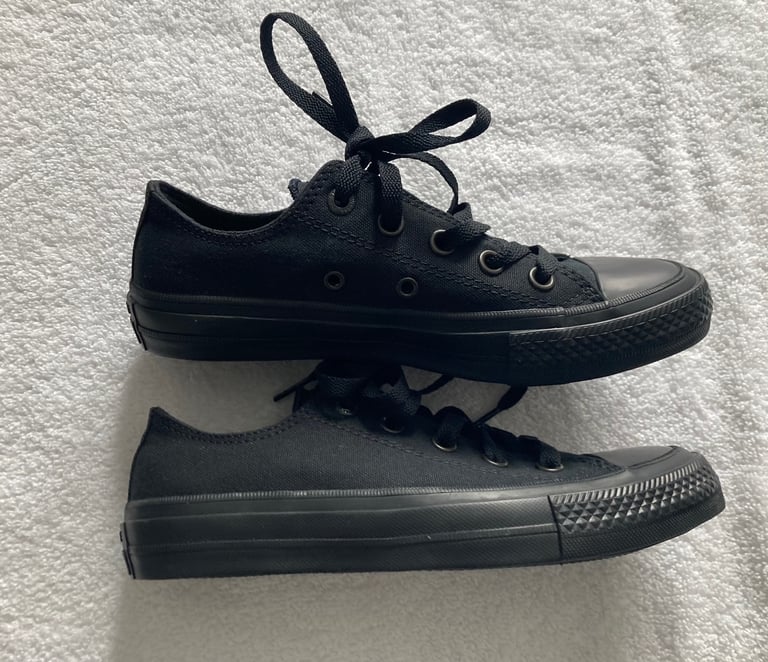 image for Girls Black Converse - Junior Size 3