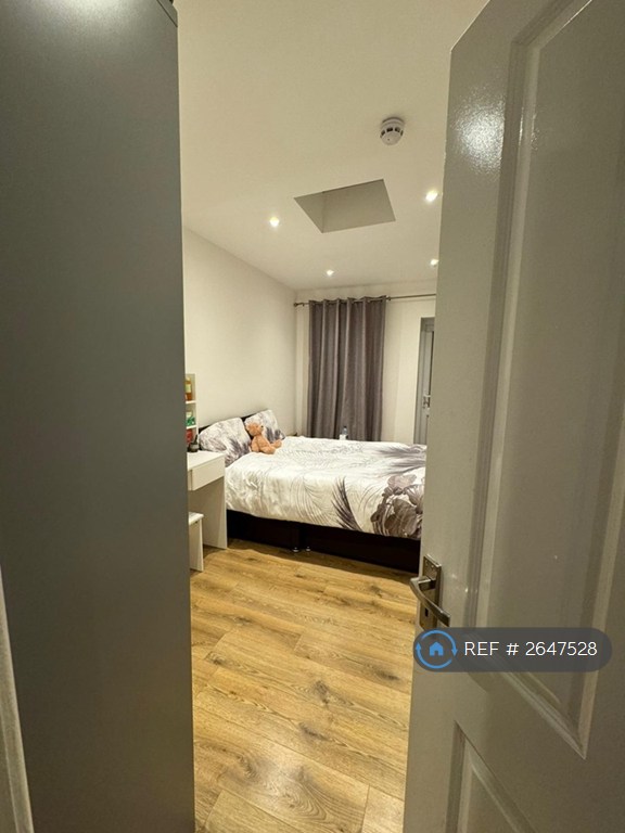 1 bedroom in London, London, UB6 (#2647528)