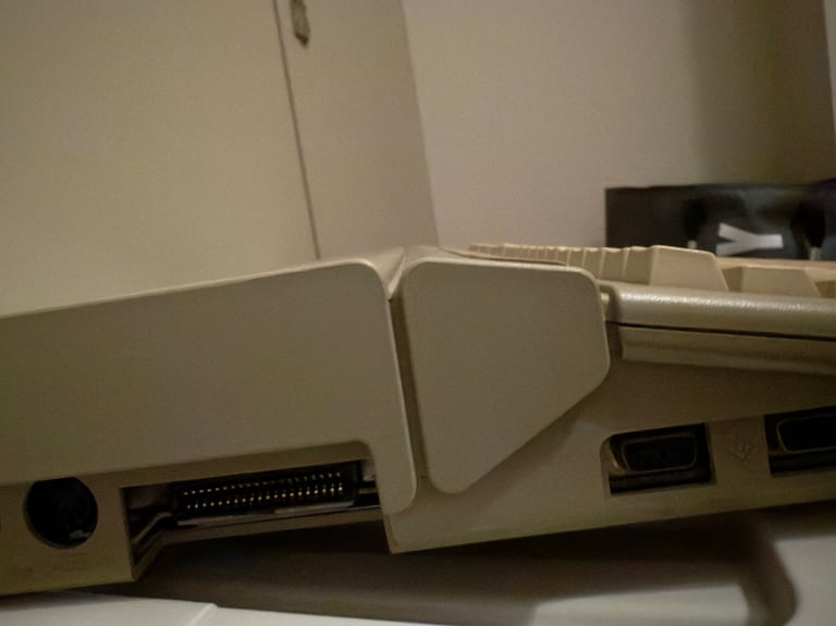 HUGE & RARE ATARI 1040 STE BUNDLE (VGC) inc. Games, LCD Monitor, Joysticks etc.
