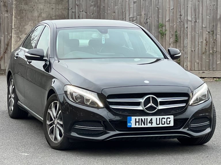 image for Mercedes-Benz, C CLASS, Saloon, 2014, Semi-Auto, 2143 (cc), 4 doors