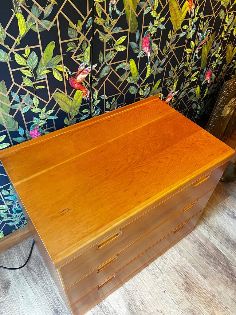 Vintage Mid-Century Chest of Drawers in light Teak