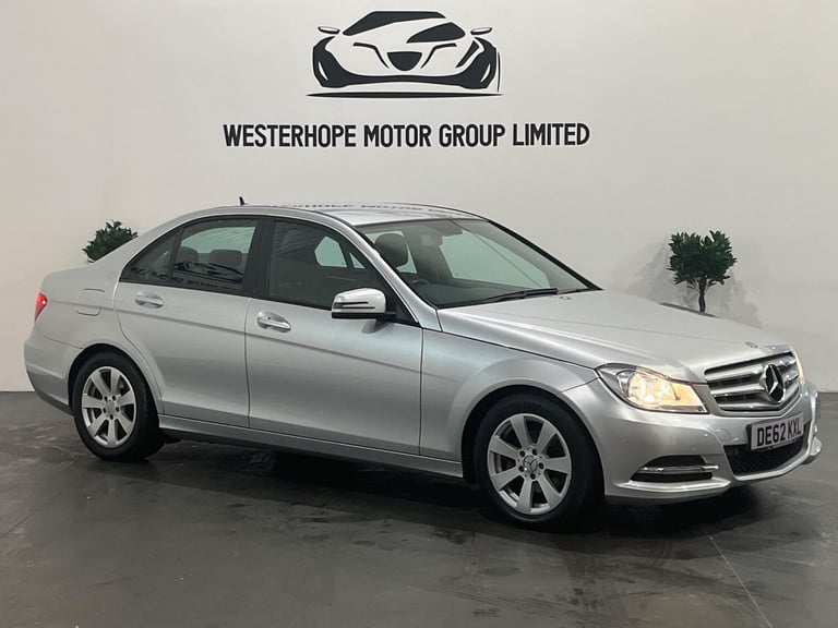 2012 Mercedes-Benz C-Class 1.6 C180 BlueEfficiency Executive SE Euro 5 (s/s) 4dr SALOON Petrol Ma...